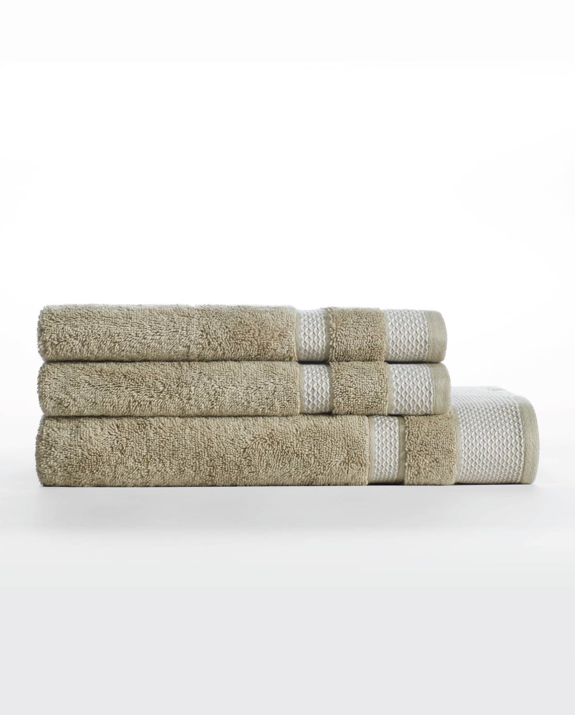 Spaces Hygro Taupe Solid 100% Cotton 600 GSM Dobby Bath Towel – 75 X150 CM