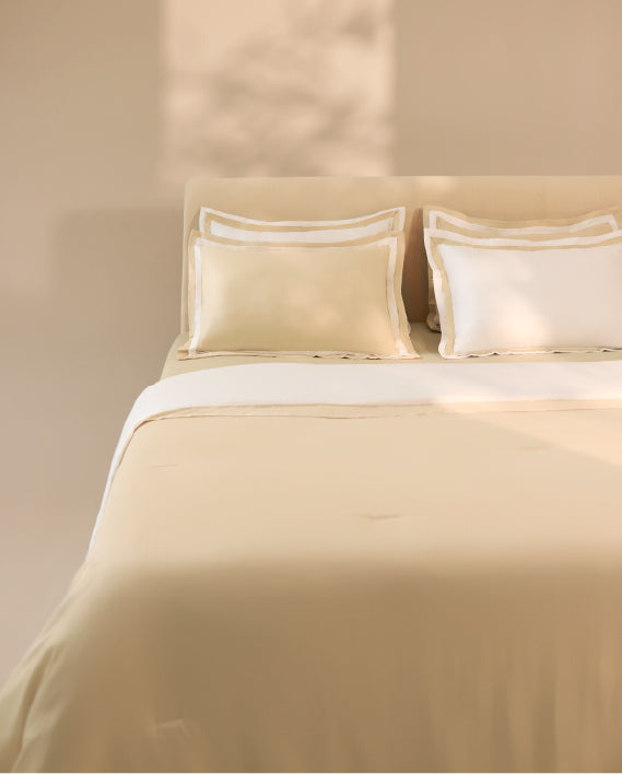 Spaces Hygro Cotton 400 TC Sateen Gold Solid Single Quilt – 59 x 85 Inches