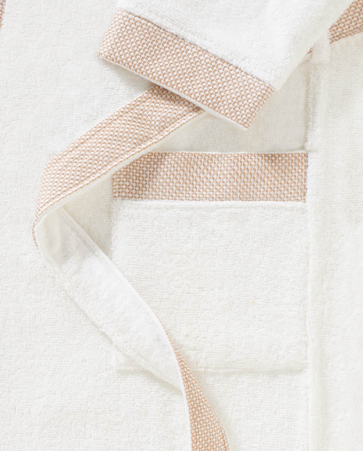 Spaces Hygro Cotton 400 GSM White Solid Dobby X-Large Bath Robe