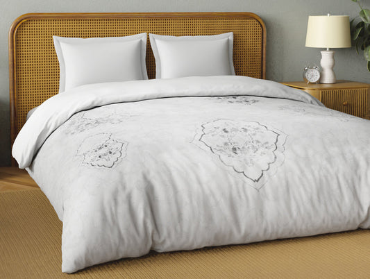 2025 Guide to the Best Winter Comforters in India: For Homes, Hostels & Hotels