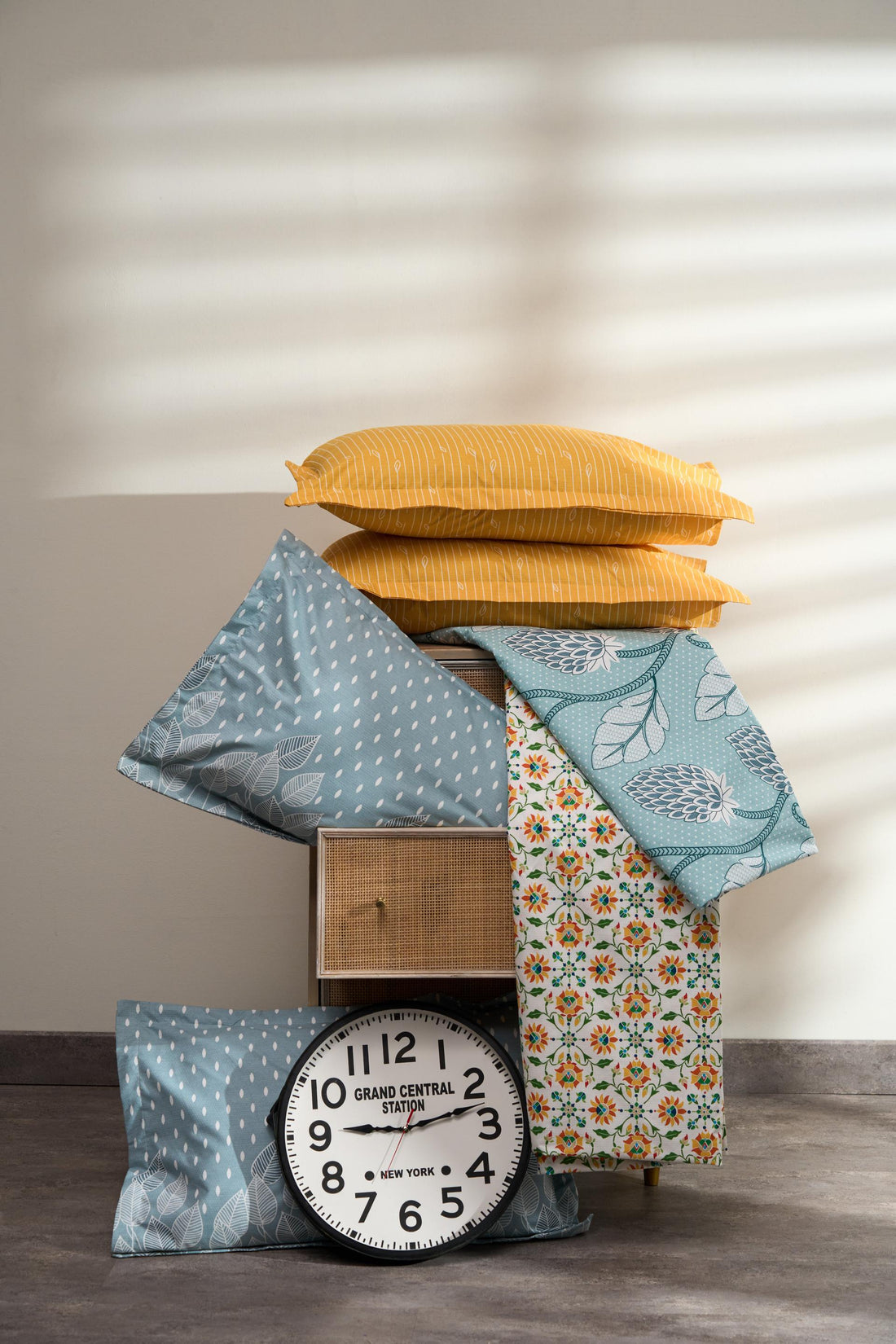 Smooth Transitioning: Bedding Products that Work Best for Changing Seasons from Summer to Winter