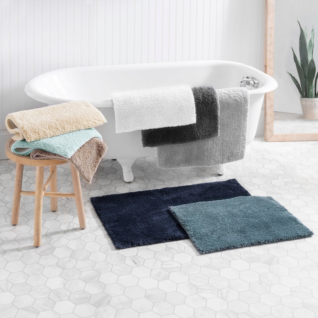 Bath Mats to Keep Your Bathroom Dry During Monsoons