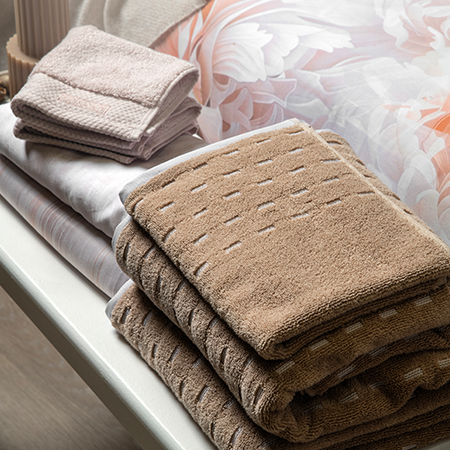 Top 5 Quick-Dry Towels That Are Perfect for Rainy Days
