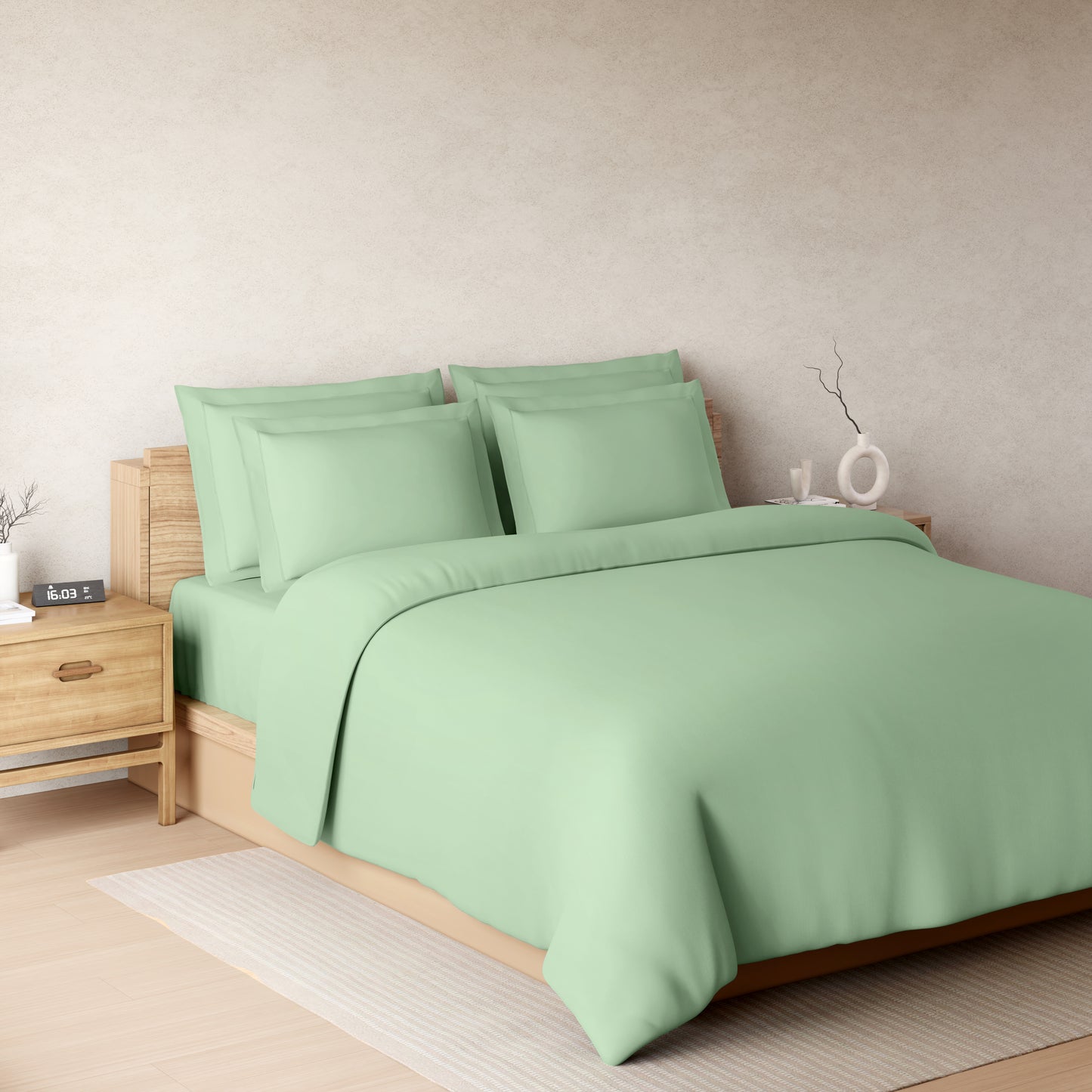 Solid Light Green Solid King Size Bedsheet - Eminence By Spaces
