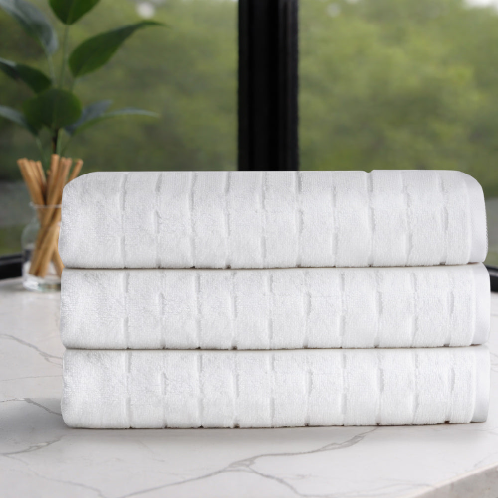 Airsoft 100% Cotton Bath Towel, 450 GSM, Solid, White