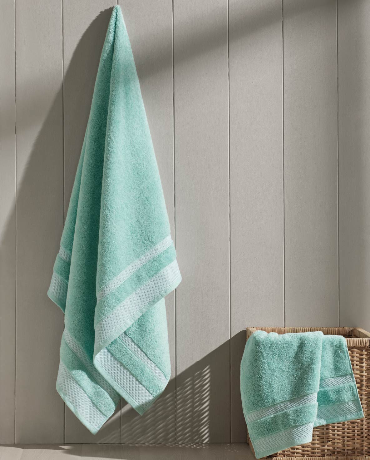 Hygro Cotton Hand Towel, 600 GSM, Solid, Aqua Green