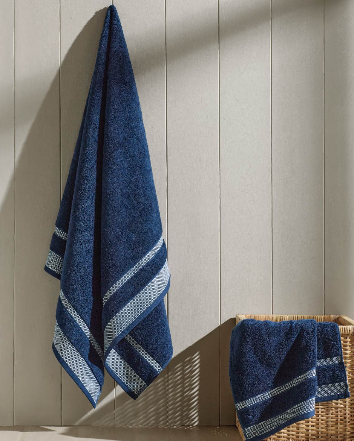 Hygro Cotton Hand Towel, 600 GSM, Solid, Midnight Blue