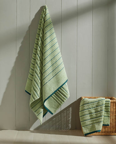 Exotica 100% Cotton Hand Towel, 575 GSM, Solid, Seafoam
