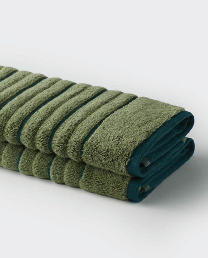 Exotica 100% Cotton Hand Towel, 575 GSM, Solid, Dark Green