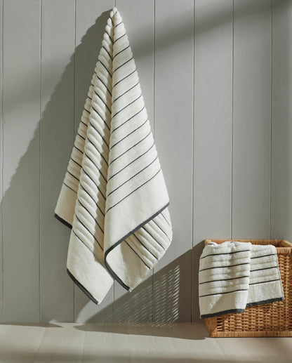 Exotica 100% Cotton Hand Towel, 575 GSM, Solid, Coral