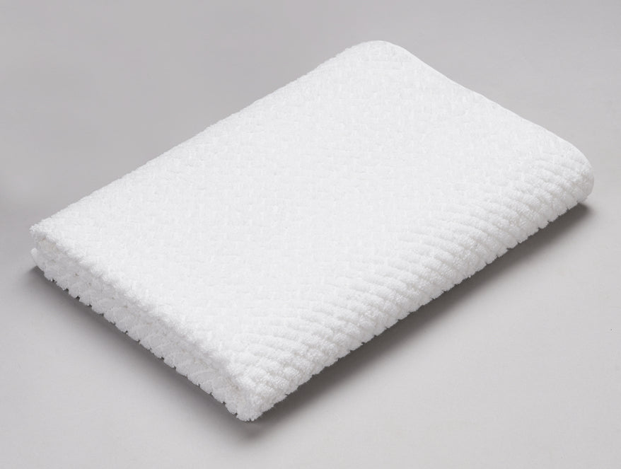 White 100% Cotton Bath Towel - Genesis By Spaces