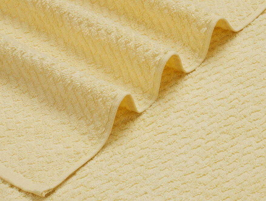 Pale Banana - Light Yellow 100% Cotton Bath Towel - Genesis By Spaces