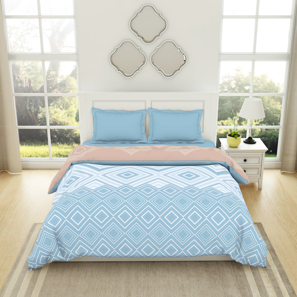 Geometric Dream Blue - Light Blue 100% Cotton Shell Double Quilt / AC Comforter - Geospace By Spaces