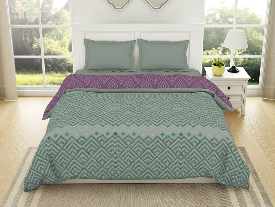 Geometric Harbour Grey - Light Teal 100% Cotton Shell Double Quilt / AC Comforter - Geospace By Spaces