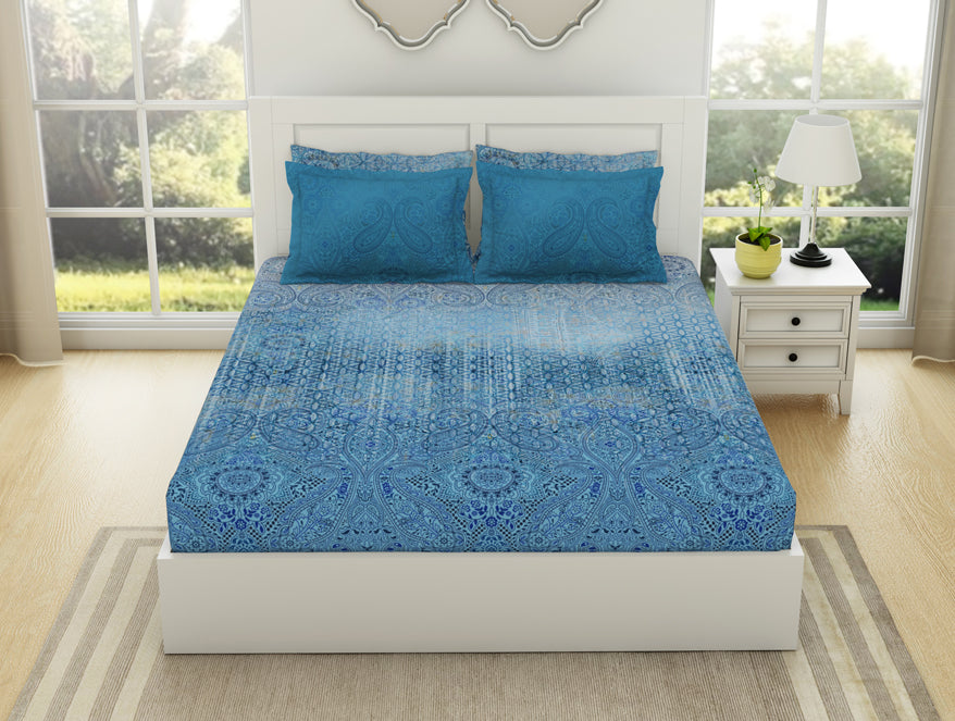 Floral Blue Jasper - Blue Egyptian Cotton Tencel King Size Bedsheet - Pattern Art By Spaces