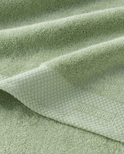 Eminence 100% Egyptian Cotton Face Towel, 670 GSM, Solid, Light Green