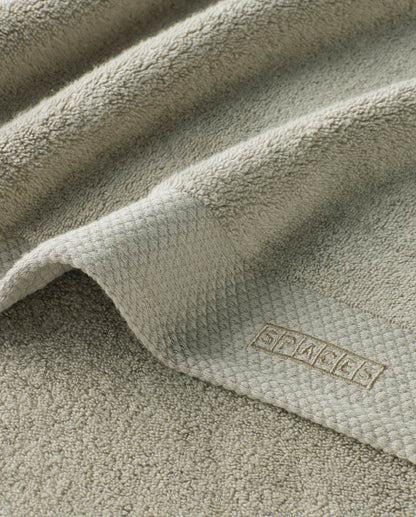 Eminence 100% Egyptian Cotton Face Towel, 670 GSM, Solid, Light Grey