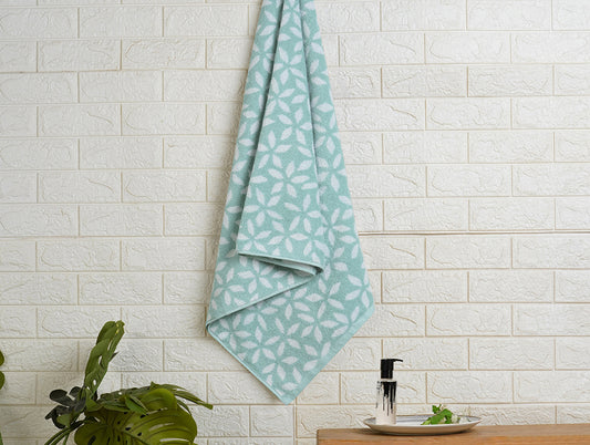 Canal Blue - Light Blue 100% Cotton Bath Towel - Mirabella By Spaces