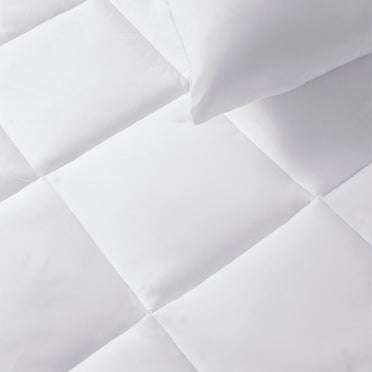 Viora Cotton Poly Queen Mattress Protector, 220 TC, Solid, White