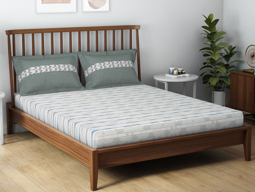 Essentials 100% Cotton  Double Bedsheet, 132 TC, Geometric, Light Blue