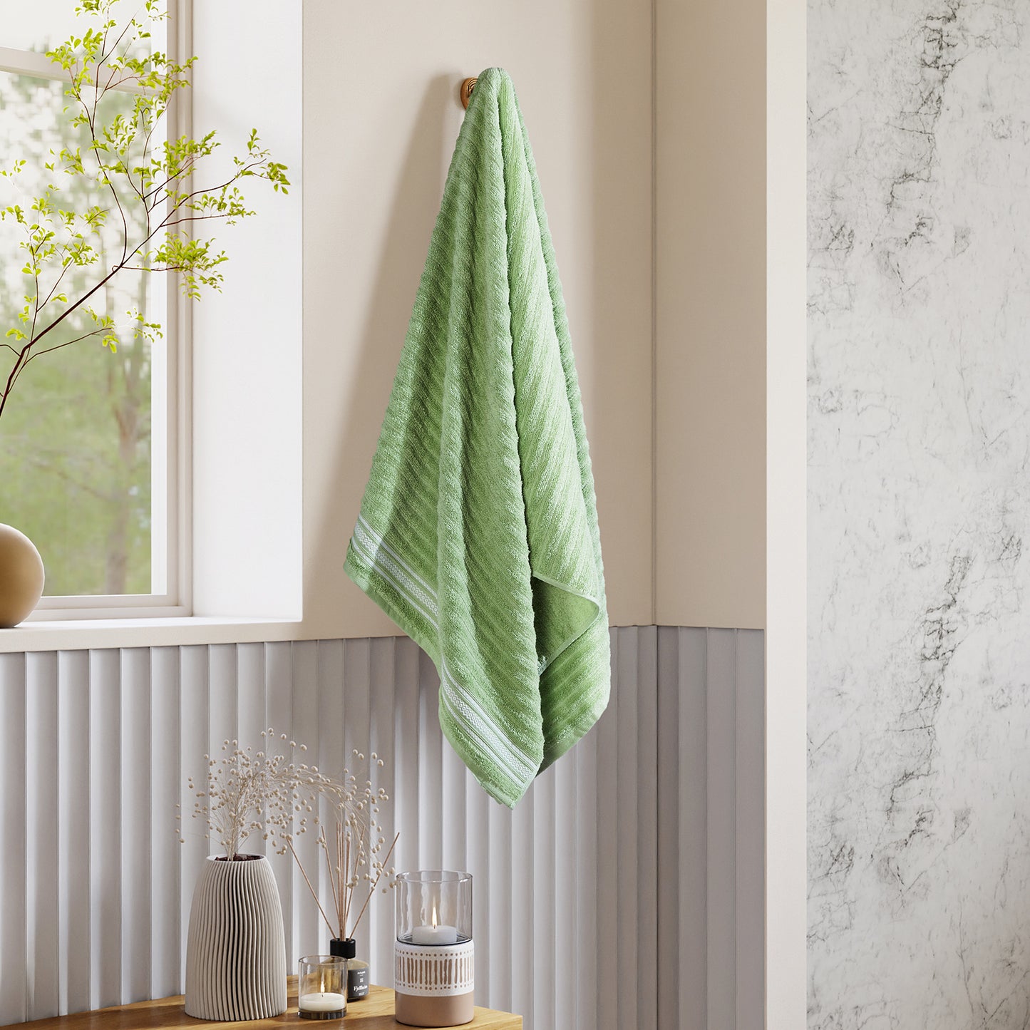 Mellow 100% Cotton Bath Towel, 350 GSM, Solid, Light Green