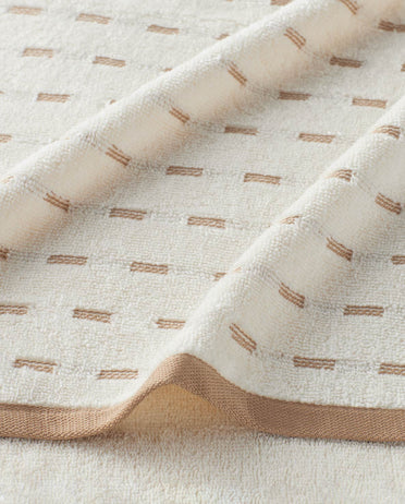 Airsoft 100% Cotton Bath Towel, 450 GSM, Solid, Beige