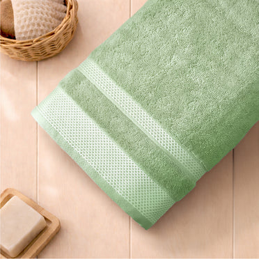 Hygro Hygro Cotton Bath Towel, 600 GSM, Solid, Light Green
