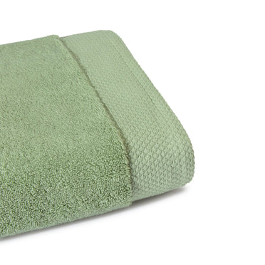 Eminence 100% Cotton Bath Towel, 670 GSM, Solid, Light Green