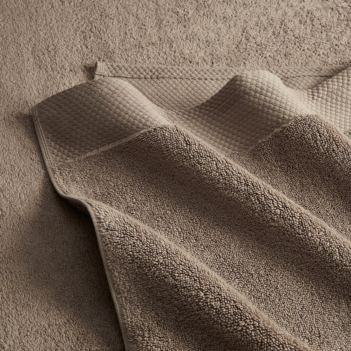 Eminence 100% Cotton Bath Towel, 670 GSM, Solid, Brown