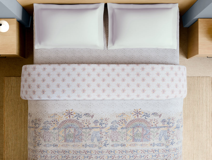 Rangana Multi 100% Cotton Double Quilt, 210 TC, Ornate, White