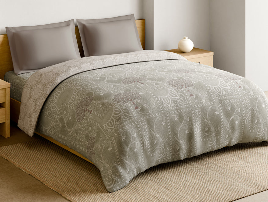 Rangana Muted 100% Cotton Double Quilt, 210 TC, Floral, Cream