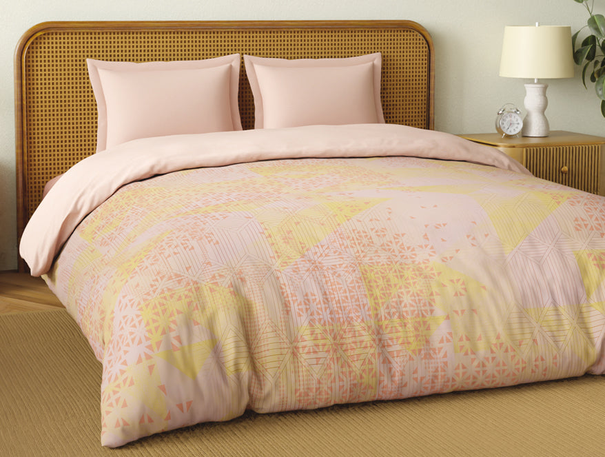 Organic Cotton Double Quilt, 180 TC, Geometric, Light Blush