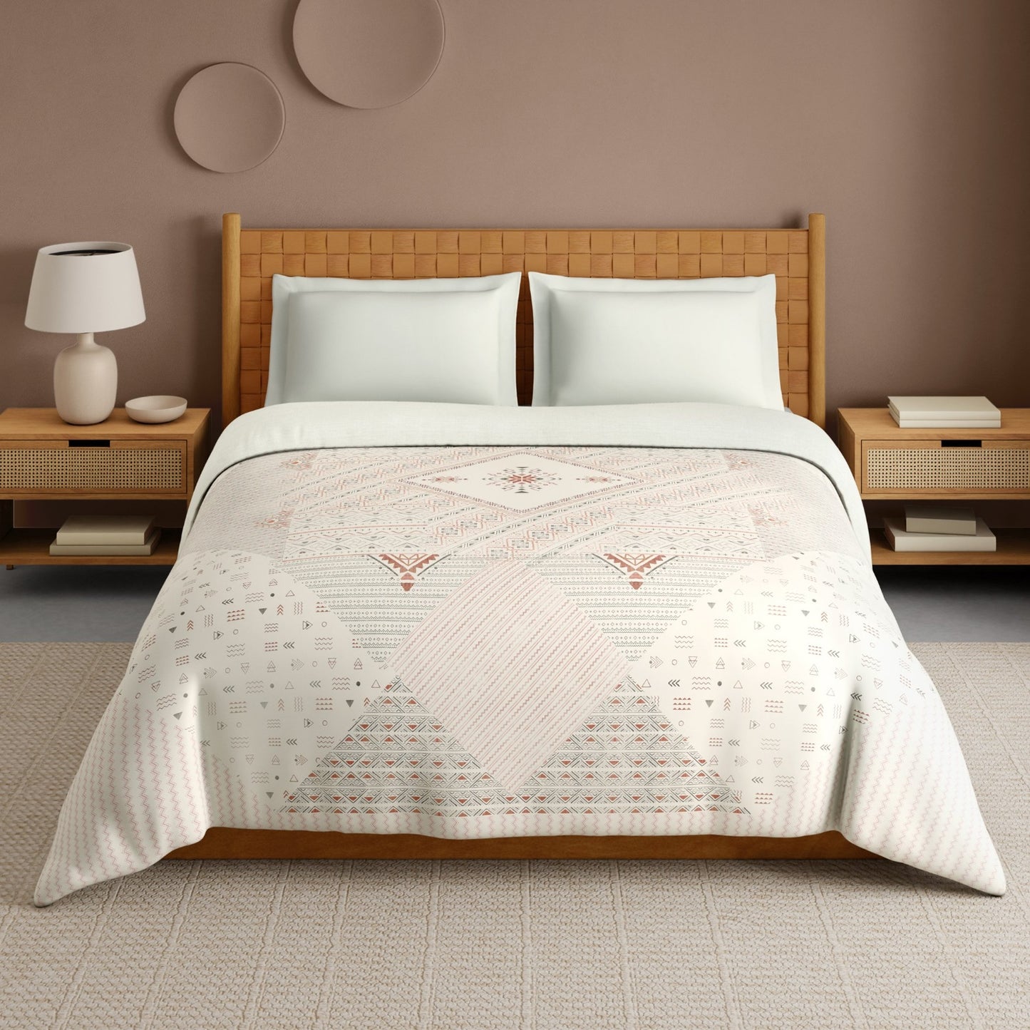 Innovations Hygro Cotton Double Quilt, 210 TC, Geometric, Cream