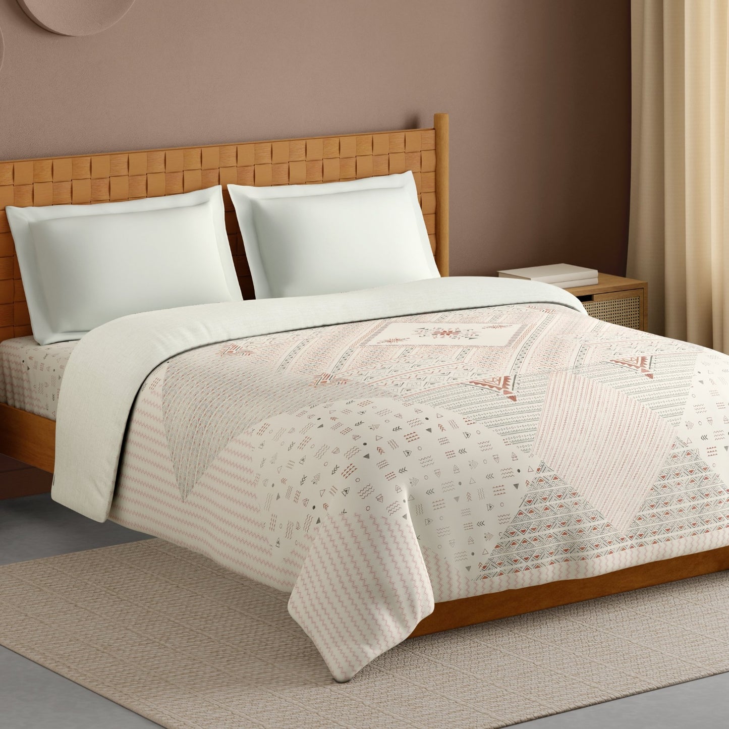 Innovations Hygro Cotton Double Quilt, 210 TC, Geometric, Cream