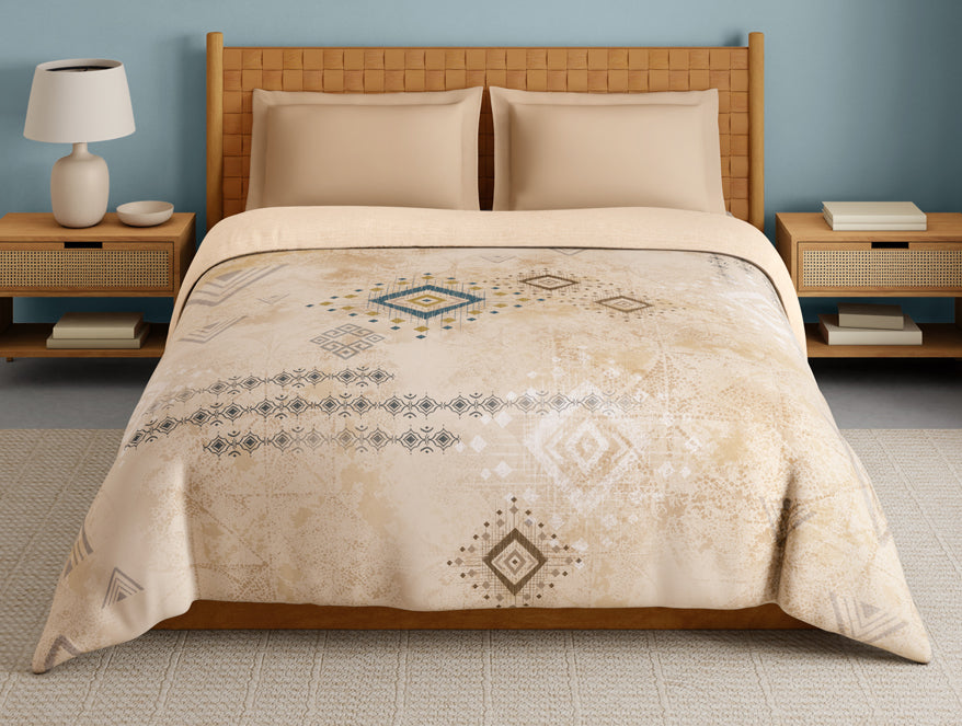 Innovations Hygro Cotton Double Quilt, 210 TC, Geometric, Beige