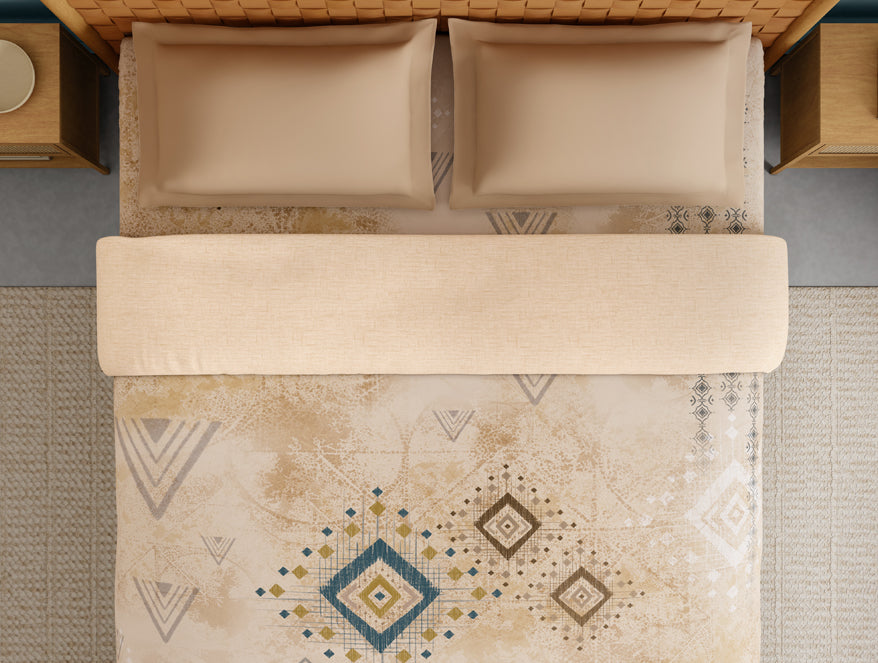 Innovations Hygro Cotton Double Quilt, 210 TC, Geometric, Beige