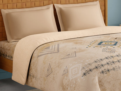 Innovations Hygro Cotton Double Quilt, 210 TC, Geometric, Beige
