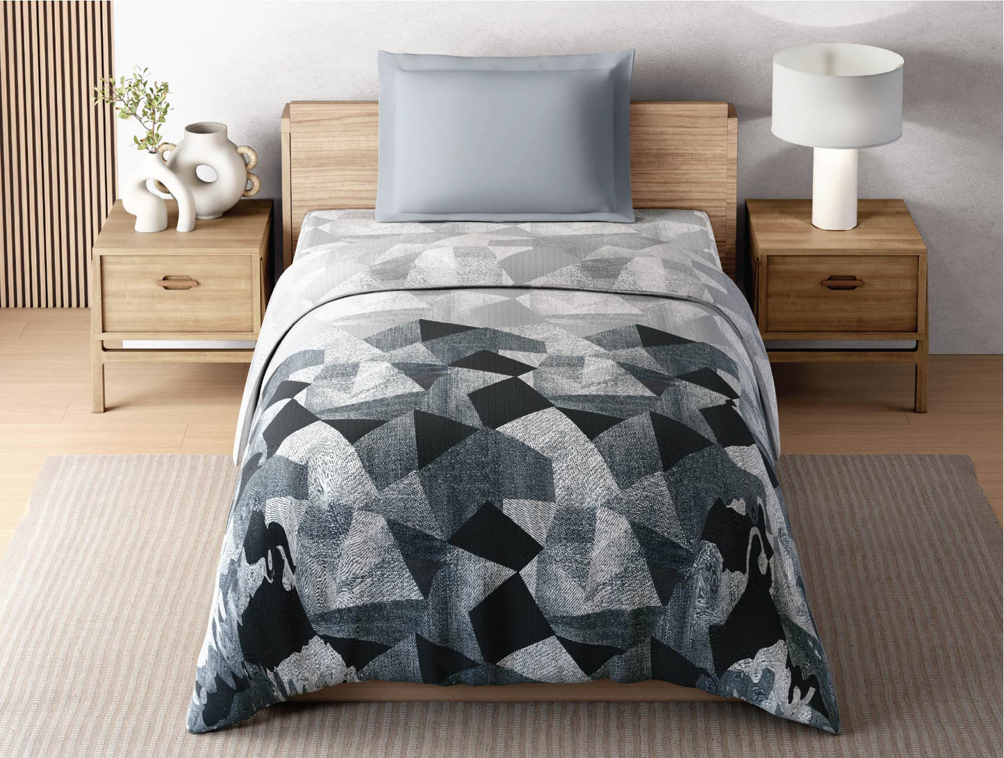 Zera Hygro Cotton 233 TC Percale Geometric Single Quilt, Grey