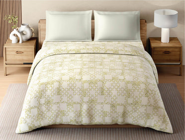 Zera Hygro Cotton 233 TC Percale Geometric Design Double Quilt, Lemonade