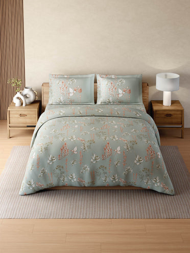Zera Hygro Cotton 233 TC Percale Weave Floral Print Double Bedsheet and Quilt Set with 2 Pillow Covers, Light Grey