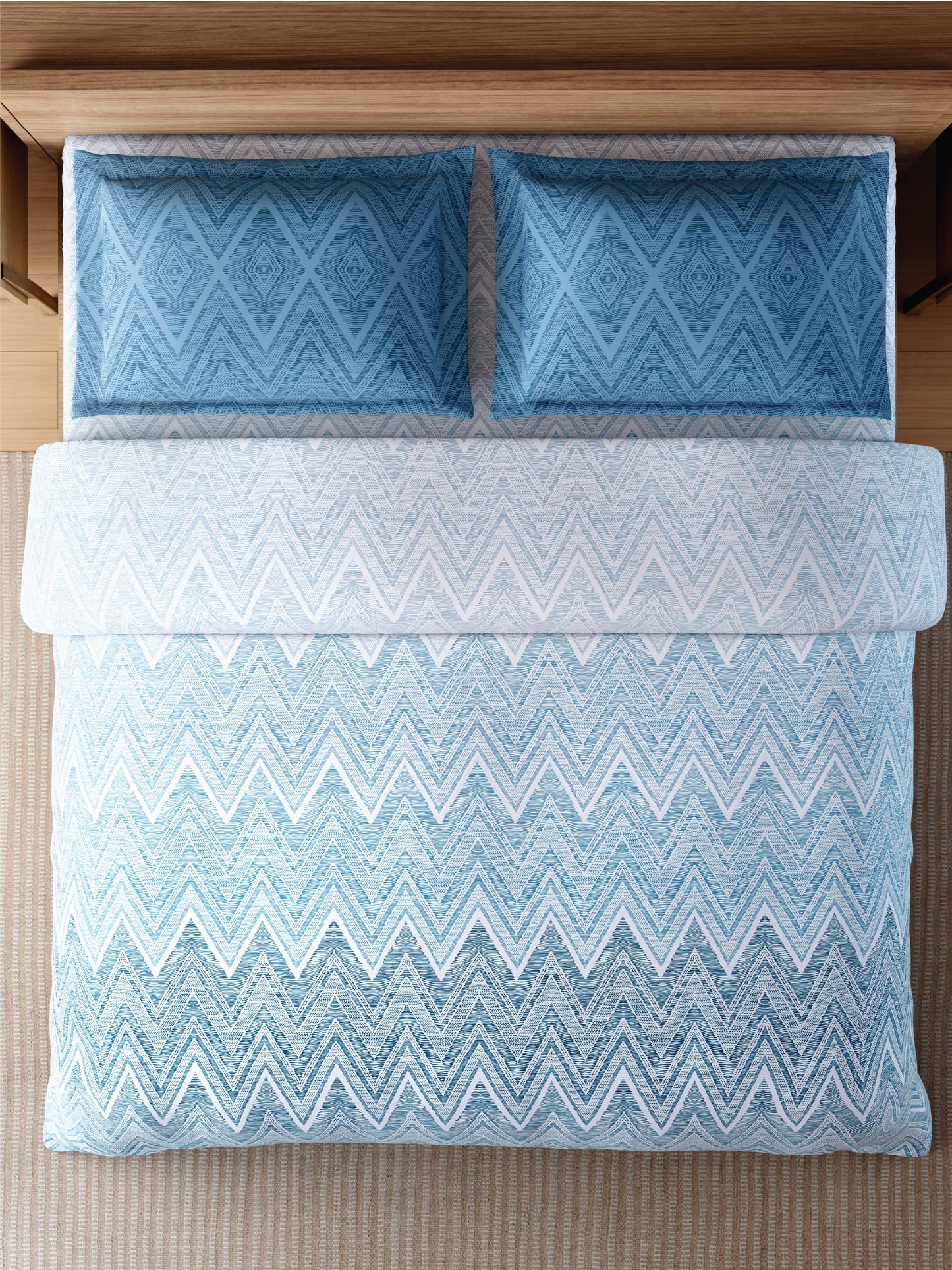 Zera Hygro Cotton 233 TC Percale Weave Geometric Design Double Bedsheet and Quilt Set with 2 Pillow Covers, Light Blue