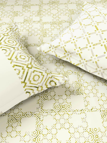 Zera Hygro Cotton 233 TC Percale Weave Geometric Design Double Bedsheet and Quilt Set with 2 Pillow Covers, Pear Sorbet