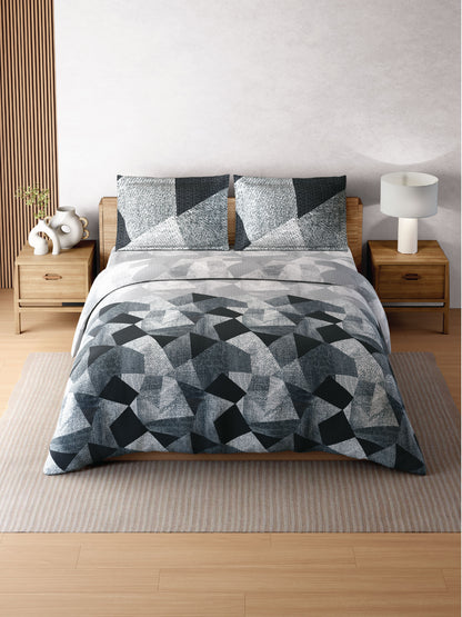 Zera Hygro Cotton 233 TC Percale Weave Geometric Design Double Bedsheet and Quilt Set with 2 Pillow Covers, Grey