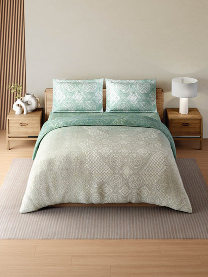 Zera Hygro Cotton 233 TC Percale Weave Ornate Print Double Bedsheet and Quilt Set with 2 Pillow Covers, Light Teal