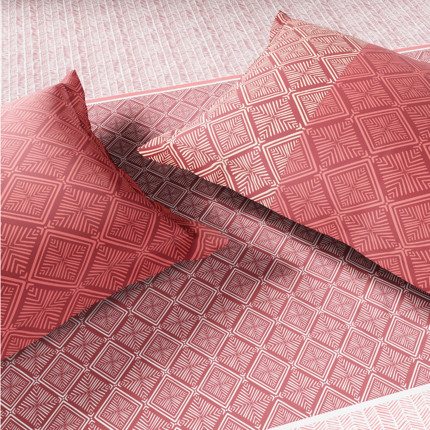 Spaces Flora 100% Cotton 144 TC Percale Geometric Fitted King Sheet with 2 Pillow Covers, Light Yellow
