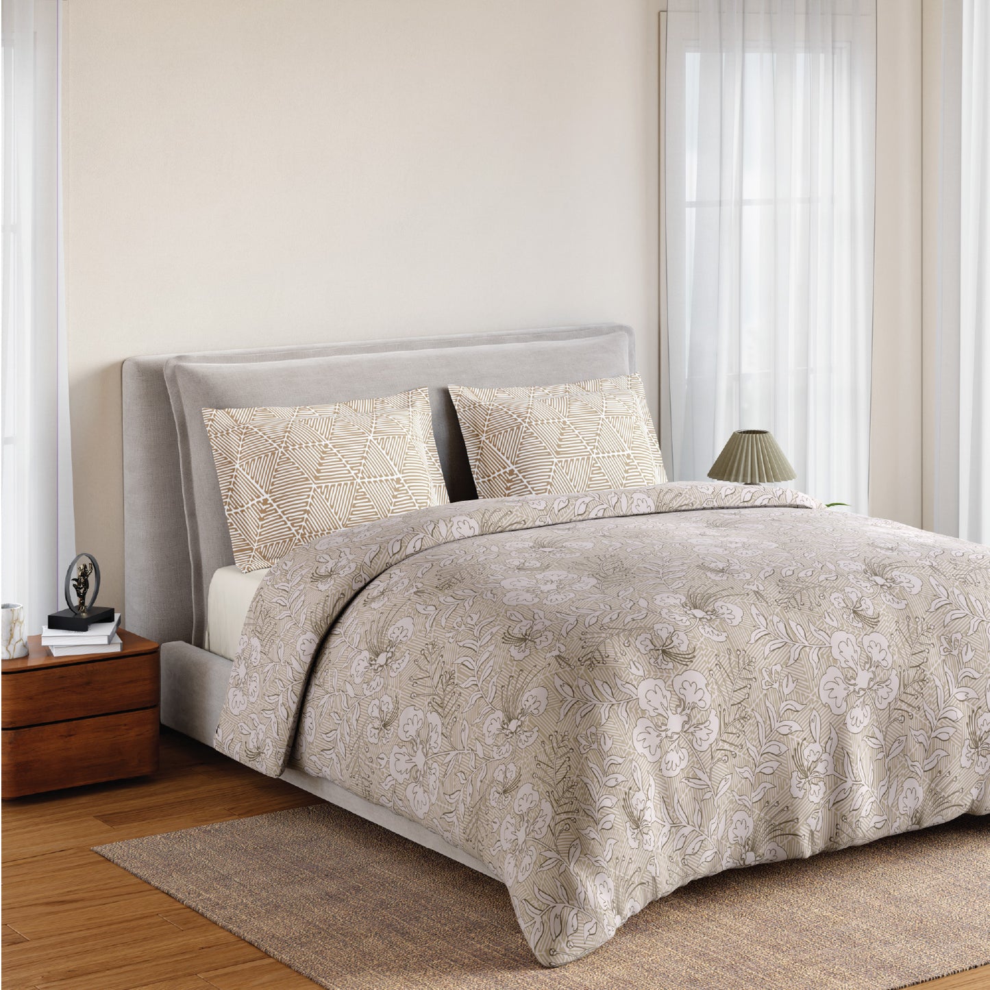Spaces Flora 100% Cotton 144 TC Percale Floral Fitted King Sheet with 2 Pillow Covers, Beige
