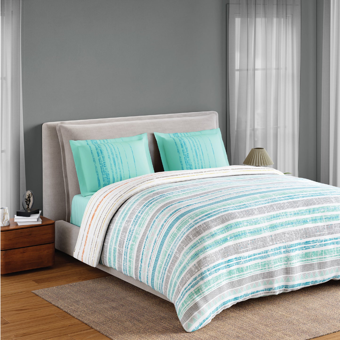 Spaces Flora 100% Cotton 144 TC Percale Geometric Fitted Queen Sheet with 2 Pillow Covers, Aqua
