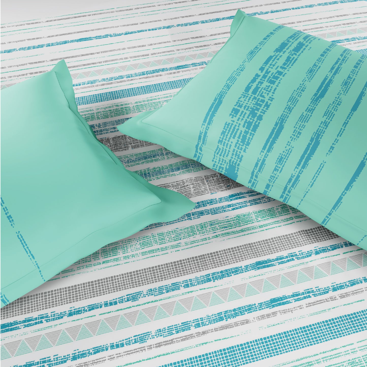 Spaces Flora 100% Cotton 144 TC Percale Geometric Fitted Queen Sheet with 2 Pillow Covers, Aqua