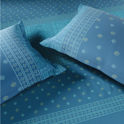 Spaces Flora 100% Cotton 144 TC Percale Geometric Fitted Queen Sheet with 2 Pillow Covers, Blue