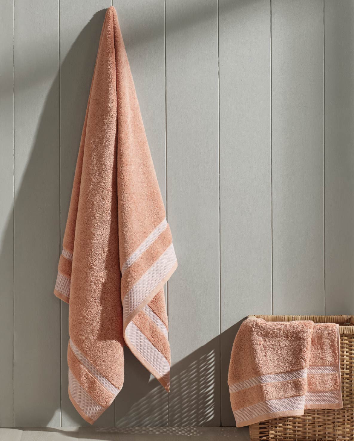 Spaces Hygro Coral Solid 100% Cotton 600 GSM Dobby Bath Towel – 75 X150 CM